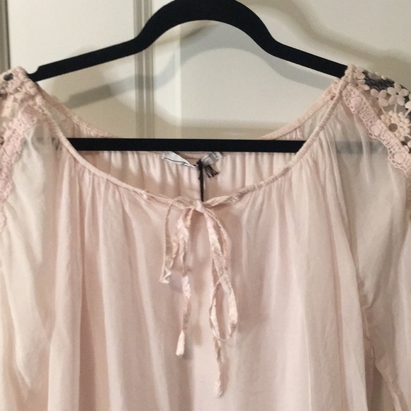 Silk Light Pink Bohemian Top - Picture 2 of 12